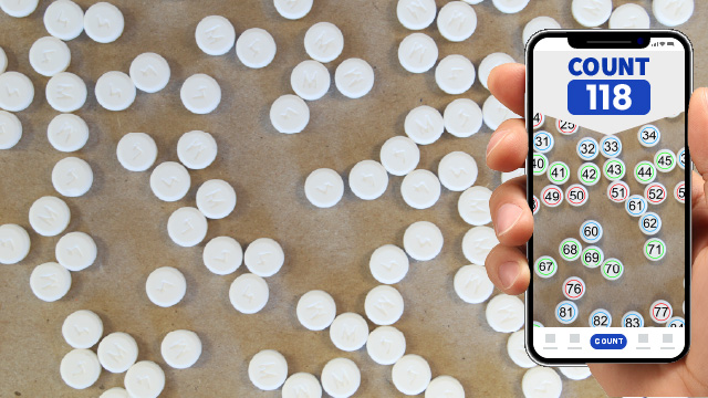 Count Pills Automatically with the “CountThings from Photos” App